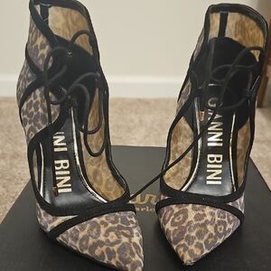 Gianni Bini Brown and Black Stiletto Heels